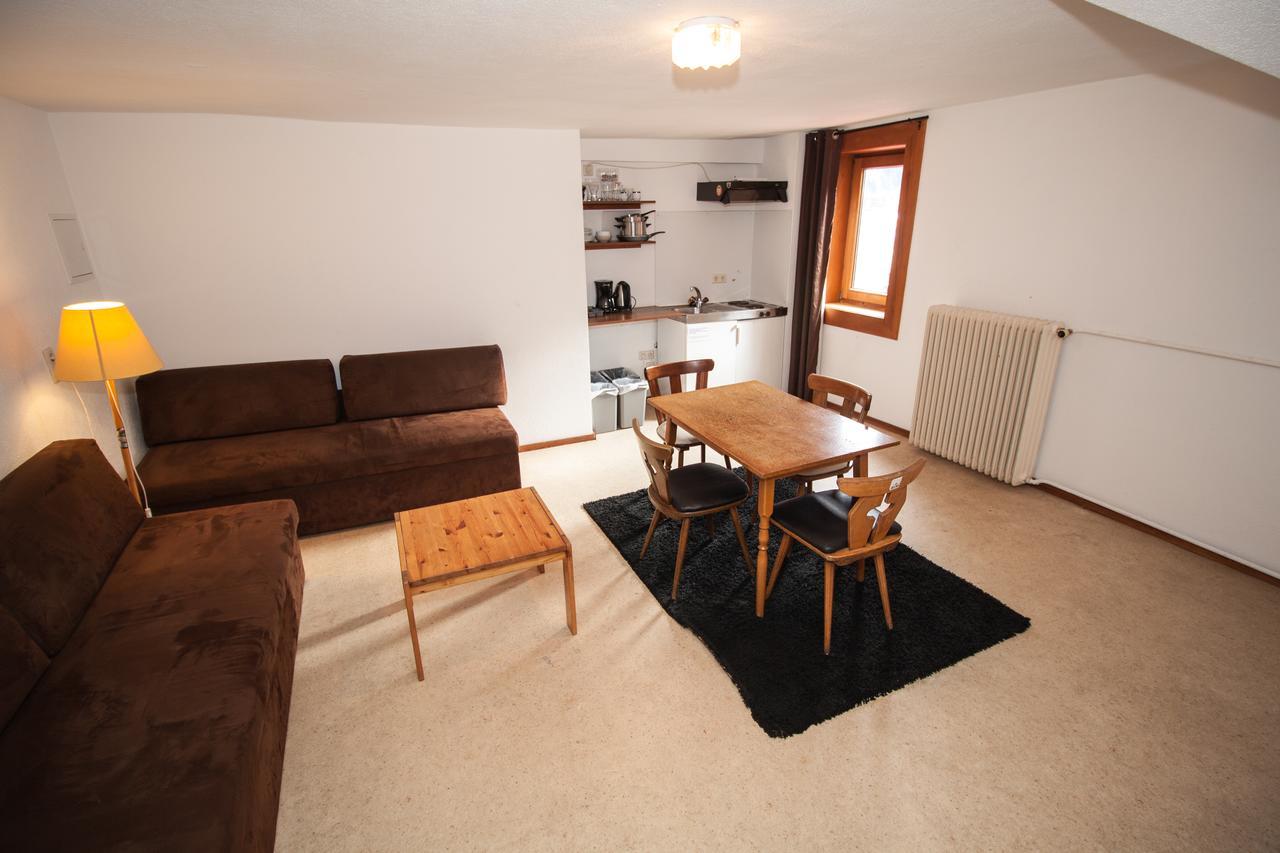 Hostel Chillertal Mayrhofen Δωμάτιο φωτογραφία